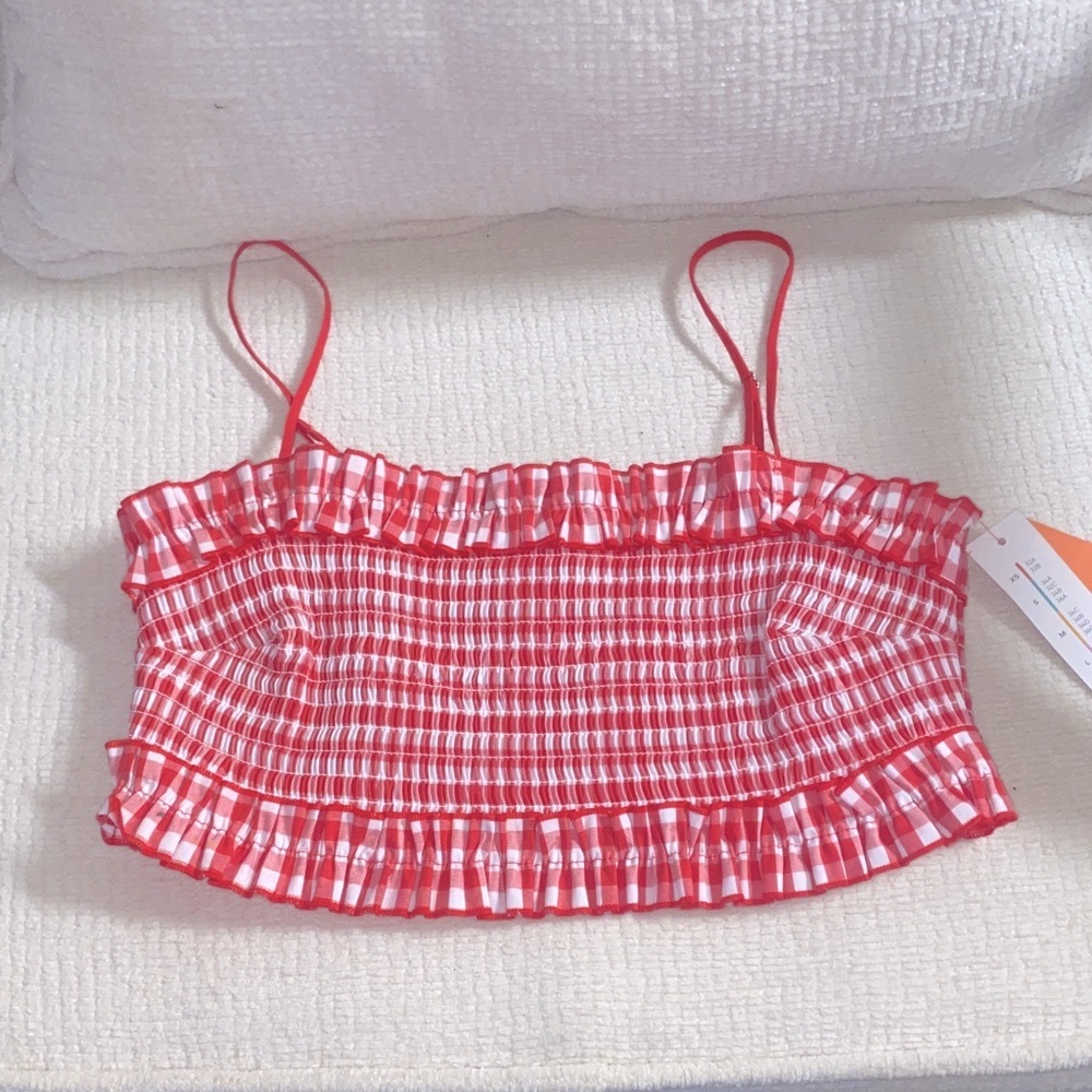 Colsie Red and White Gingham Crop Top